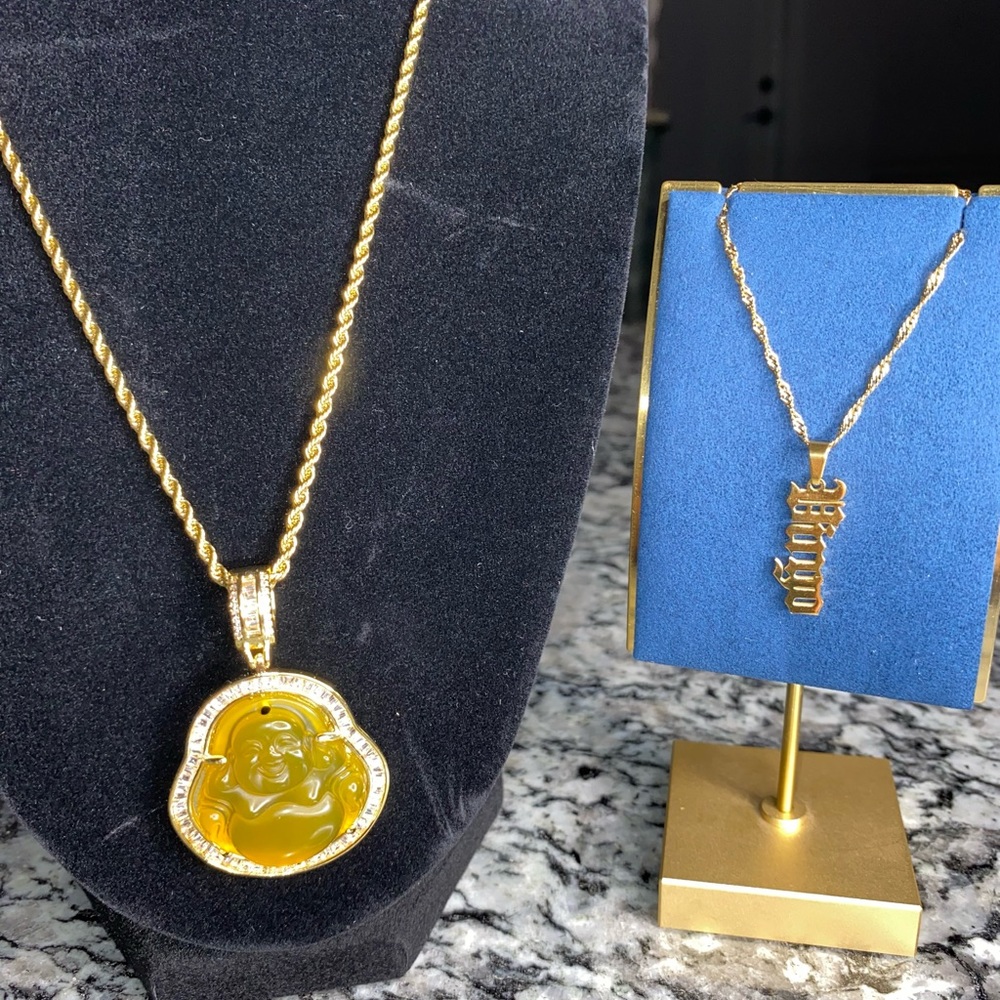 Pendant set